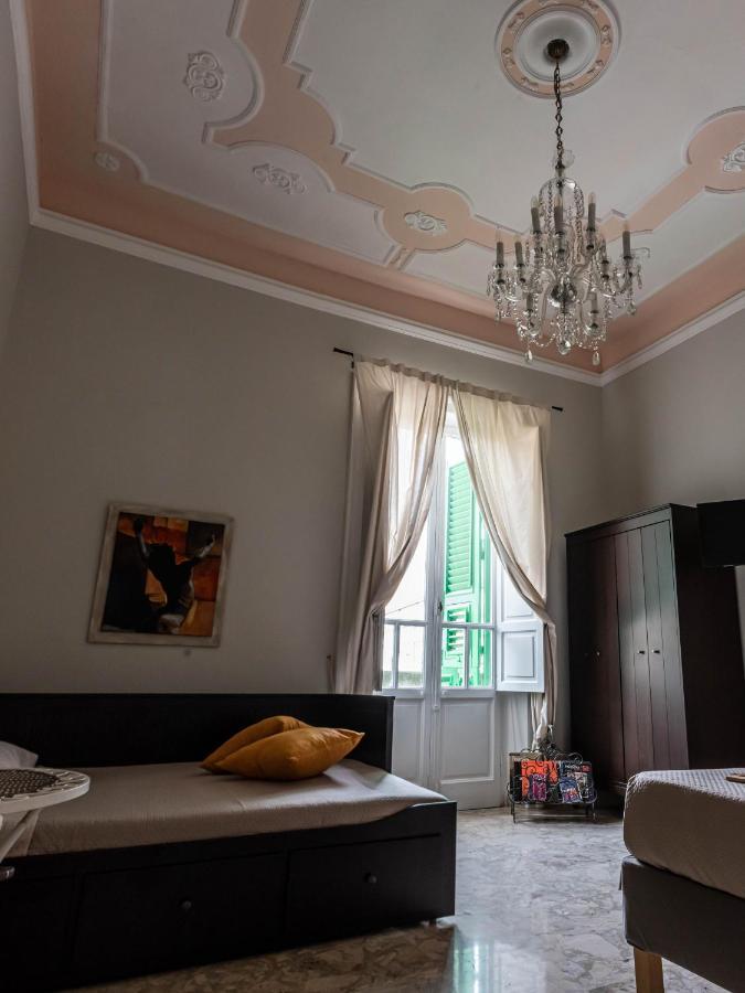 Epoque Bed And Breakfast Messina Bagian luar foto